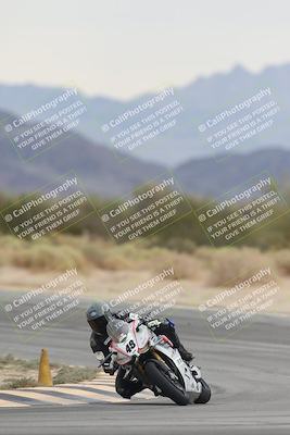 media/Sep-21-2025-Race Pace (Sun) [[98bf33ef95]]/Verified/10-Turn 10 (1150am)/